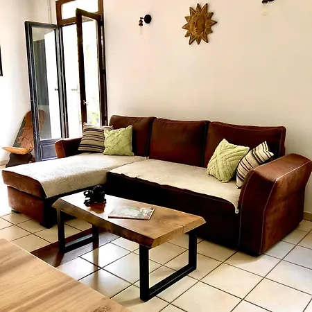 Chez Nathalie Holiday home Chatillon (Hauts-de-Seine)